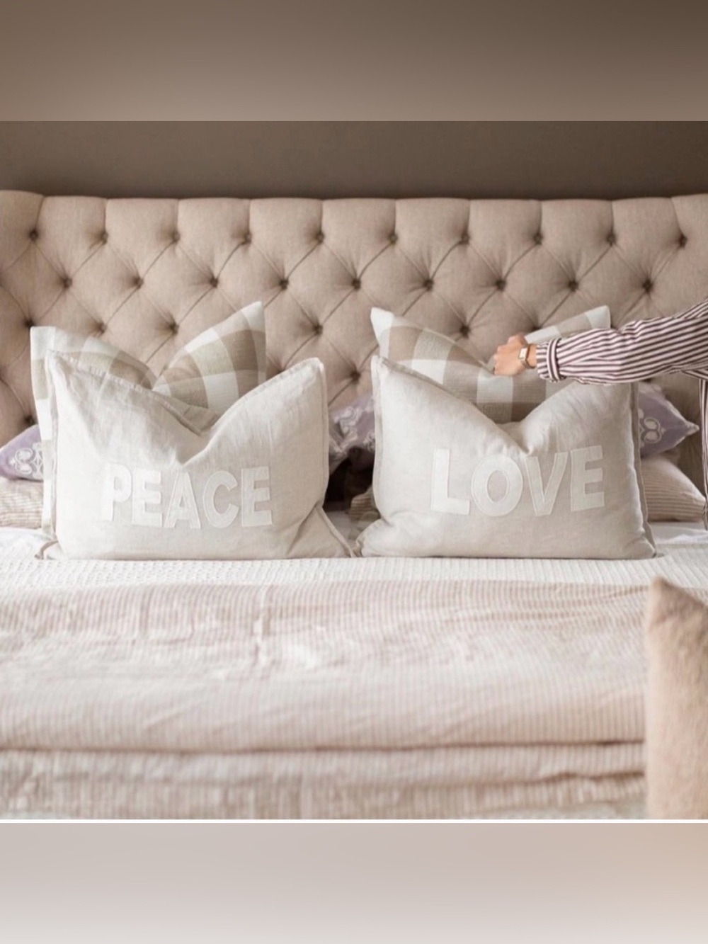 Jillian Harris x Pom Pom at Home Jilly Box Peace & Love Linen Pillow Shams